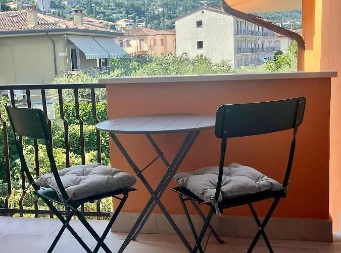 Casa Prima Gardenia * Torri Del Benaco