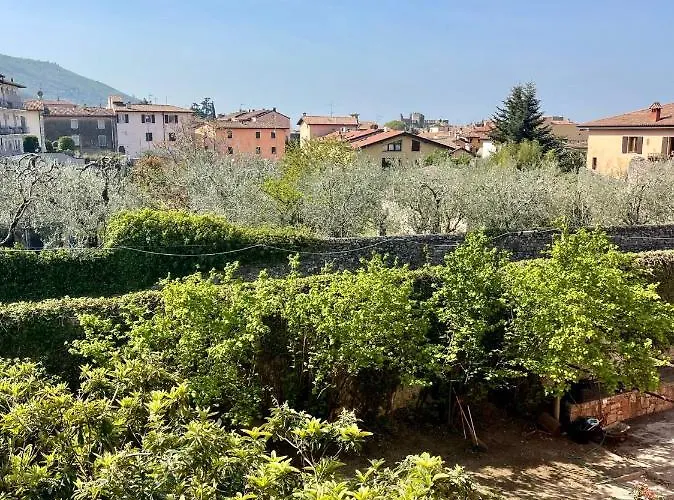 Apartment Casa Prima Gardenia Torri Del Benaco